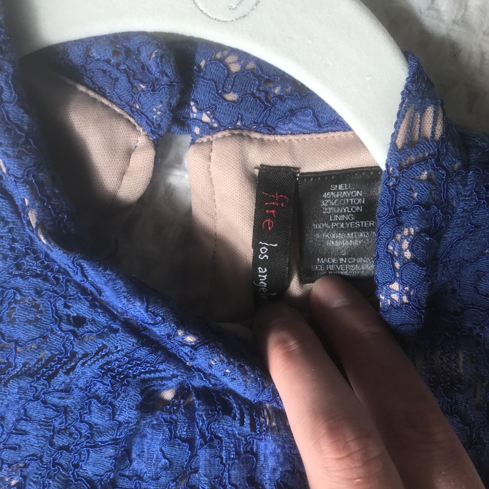 Blue Lace High-Low Top - Picture 5 of 6